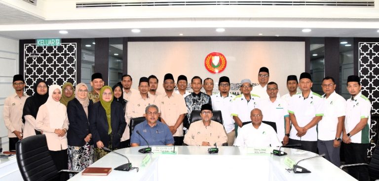 MAJLIS MENANDATANGANI MEMORANDUM PERSEFAHAMAN (MOU) DIANTARA MAJLIS AGAMA ISLAM NEGERI KEDAH DAN TAKAFUL IKHLAS FAMILY BERHAD (TIFB)