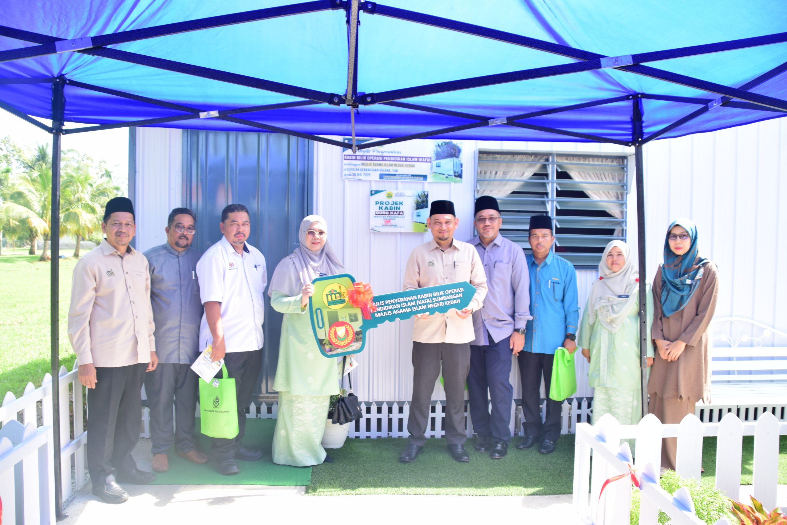 MAJLIS PENYERAHAN KABIN BILIK OPERASI PENDIDIKAN ISLAM (KAFA) SK DULANG OLEH MAIK