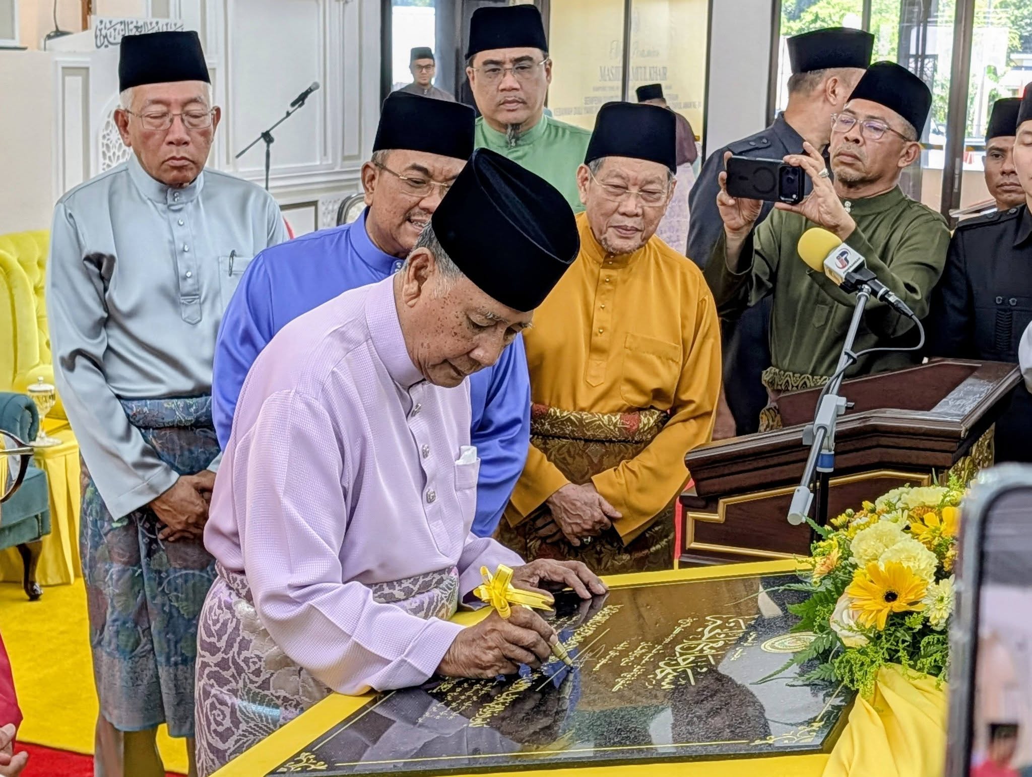 KDYMM TUANKU SULTAN NEGERI KEDAH DARUL AMAN PERKENAN RASMI MASJID JAMI’UL KHAIR, TONG PELU